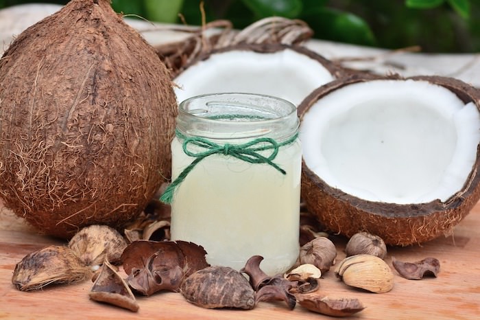 Coconut Oil for Teeth Whitening